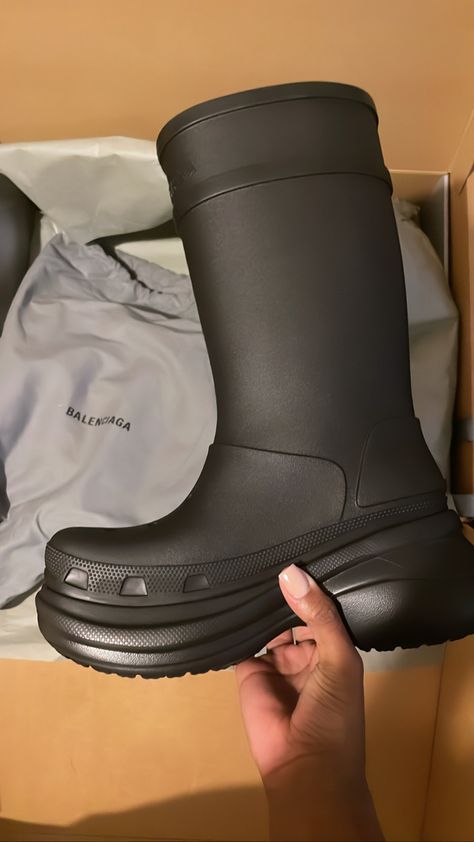 black balenciaga croc boots Balenciaga Crocs Boots Outfit, Balenciaga Boots Outfits, Balenciaga Croc Boots, Balenciaga Crocs, Unrealistic Wishlist, Croc Boots, Fall Wishlist, Balenciaga Boots, Crocs Boots