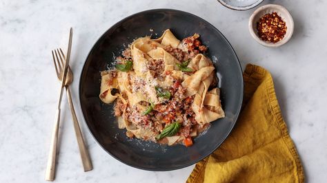 Grandma's Bolognese Pasta Entrees, Popular Pasta Recipes, Italian Dinners, Colorado Food, Mediterranean Pasta, Recipes Italian, Pasta Bolognese, Fresh Tomato Sauce, Italian Sauce