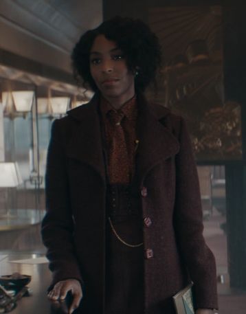 Professor Eulalie "Lally" Hicks Irish Witch, Harry Potter Professors, Nicolas Flamel, Harry Potter Wiki, History Aesthetic, Crimes Of Grindelwald, Jessica Williams, Harry Potter Hufflepuff, Magical Book