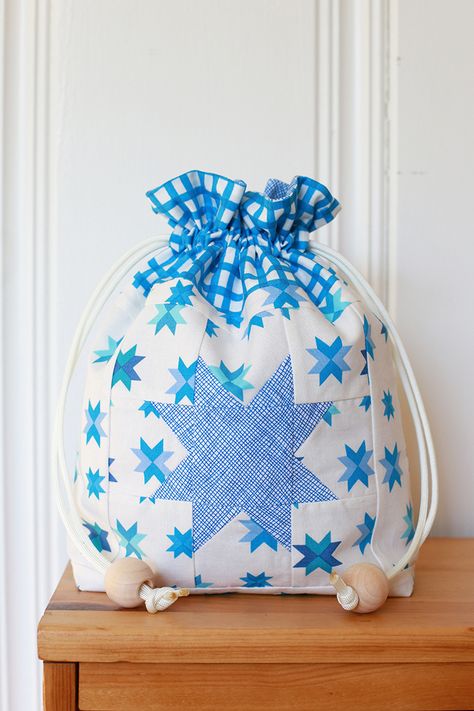 In Color Order: Patchwork Star Lined Drawstring Bag Tutorial Lined Drawstring Bag Tutorial, Drawstring Bag Tutorial, Lined Drawstring Bag, Patchwork Star, Drawstring Bag Tutorials, Drawstring Bag Pattern, Sewing And Quilting, Bag Tutorial, Patchwork Bags