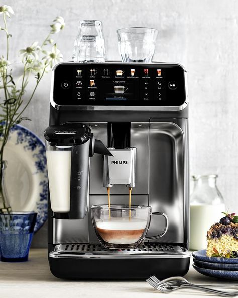 Wake up and smell the espresso ☕ Our brand-new Philips 5500 Fully Automatic Espresso Machine can make 20 full-flavored drinks, including iced, at the press of a button. In other words, your personal at-home barista. Head to our link in bio to snag yours today. Iced Cappuccino, Espresso Machine Reviews, Automatic Espresso Machine, Cheese Tasting, Automatic Coffee Machine, Coffee Carts, Fall Cocktails, Cocktail Menu, Flavored Drinks