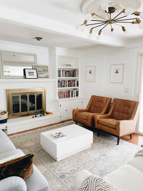 Rachel Schultz: A FAMILY PHOTOS GALLERY IDEA Leather Chairs Sitting Room, Tan Leather Armchair, Mismatched Living Room Furniture, Modern Living Room Seating, Mid Century Modern Seating, Leather Chairs, Mid Century Modern Living Room, Modern Armchair, Mountain House