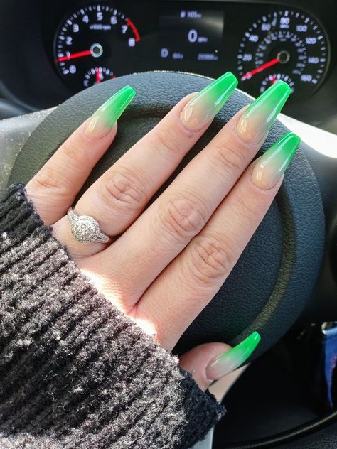 Neon Green Ombre Nails, Ombré Green Nails, Nails Green Ombre, Ombre Green Nails, Green Ombré Nails, Green Ombre Nails, Faded Nails, Ombre Nail Art Designs, Hand And Finger Tattoos