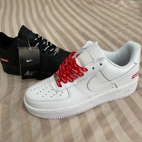 Air Force 1 Supreme shoes white/black #7 #New Supreme Af1, Supreme Air Force 1, Nike Air Force 1 White, Deni Denials, Supreme Shoes, Cool Outfits For Men, Shoes White, Black 7, Air Force 1