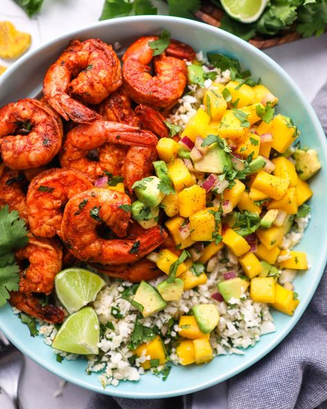 Healthy Office Lunch Ideas, Office Lunch Ideas, Healthy Office Lunch, Lime Cauliflower Rice, Shrimp Bowls, Cilantro Lime Cauliflower Rice, Chili Lime Shrimp, Fresh Mango Salsa, Healthy Office