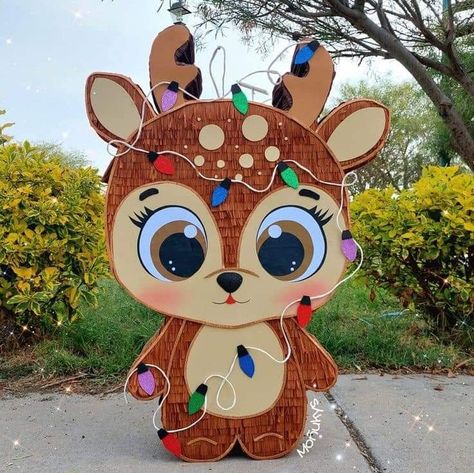 Christmas Piñatas Ideas, Christmas Pinatas, Christmas Piñatas, Christmas Pinata, Princess Jasmine Birthday Party, Christmas Face Painting, Piñata Ideas, Mini Pinatas, Diy Pinata