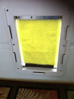 Do it yourself weatherproof dog door: Stop the Heat and Cold by upgrading your existing dog door. Diy Dog House Door Flap, Diy Dog Door, Diy Doggie Door, Insulated Door, Dog Door Stop, Moving Into A New House, Doggy Door, Dog House Diy, Dog Area