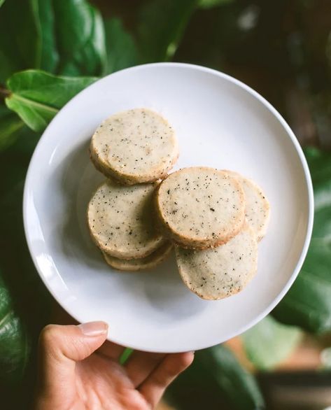 Earl Grey Shortbread Cookies Recipes With Crystalized Ginger, Lavender Earl Grey Cookies, Earl Grey Desserts, Earl Grey Shortbread Cookies, Earl Grey Shortbread, Orange Shortbread Cookies, Crystalized Ginger, Earl Grey Cookies, Lavender Shortbread Cookies