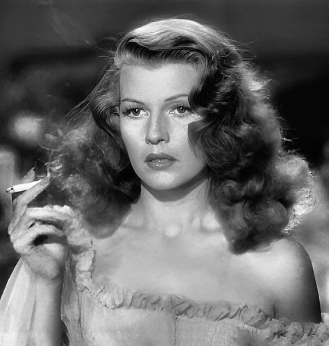 #🚬 #ritahayworth #gilda #1946 #♦️ Gilda 1946, Rita Hayworth, Beautiful Creatures, Movies Showing, Movie Stars, A Woman, It Cast, Film, Stars