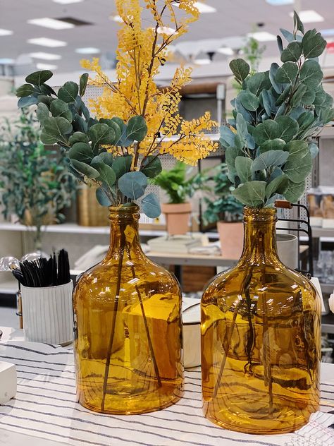 Vintage Bottles Decor, Cabinet Decor Ideas, Bedroom Layout Ideas, Fall Centerpieces Diy, Amber Glass Vase, Table Arrangements Wedding, Neutral Fall Decor, Bedroom Layout, Green Glass Bottles