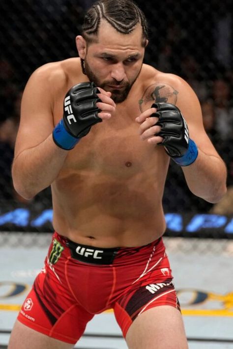 Is Jorge Masvidal Hair Real? Long Hairstyle Ufc Knockouts, Short Quiff, Nate Diaz, Long Hair On Top, Ufc Fighter, Long Hairstyle, Ufc Fighters, Lob Hairstyle, Mma Fighters