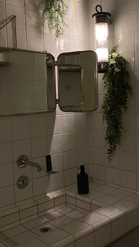 White Bathroom With Plants, Aesthetic White Bathroom, Grunge Bathroom, Bathroom With Plants, Tiny Ensuite, Bathroom Minimal, Windowless Bathroom, Bathroom Aesthetic, Aesthetic Bathroom