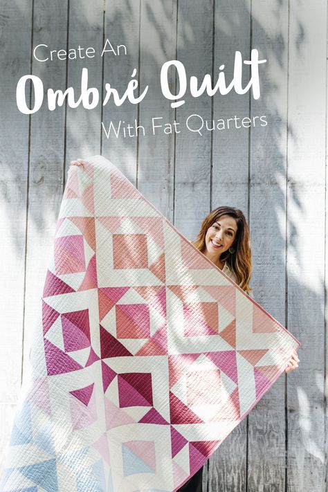 Ombré Quilt, Suzy Quilts, Triangle Quilt Pattern, Modern Quilting Designs, Quilt Pattern Download, Quilt Modernen, Fat Quarter Quilt, Half Square Triangle Quilts, Modern Knitting