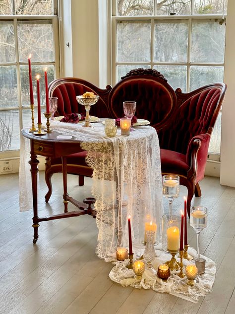 One Wedding Table, Jewel Toned Sweetheart Table, Victorian Wedding Reception Decor, Dark Regal Wedding, Vintage Wedding Sweetheart Table, Wedding Ideas Victorian, Wedding Decorations Bride Groom Table, Vintage Sweetheart Table Wedding, Sweetheart Table Vintage