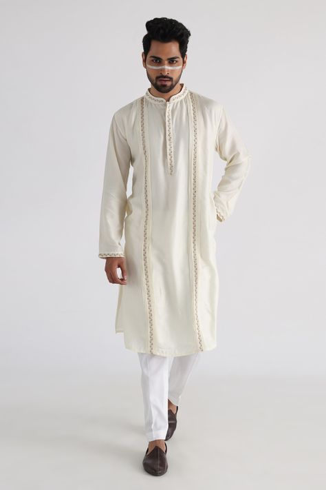 Traditional Indian Mens Clothing, India Fashion Men, Man Dress Design, Gents Kurta Design, Gents Kurta, Kurta Set For Men, Mens Kurta Designs, White Kurta, Stylish Party Dresses