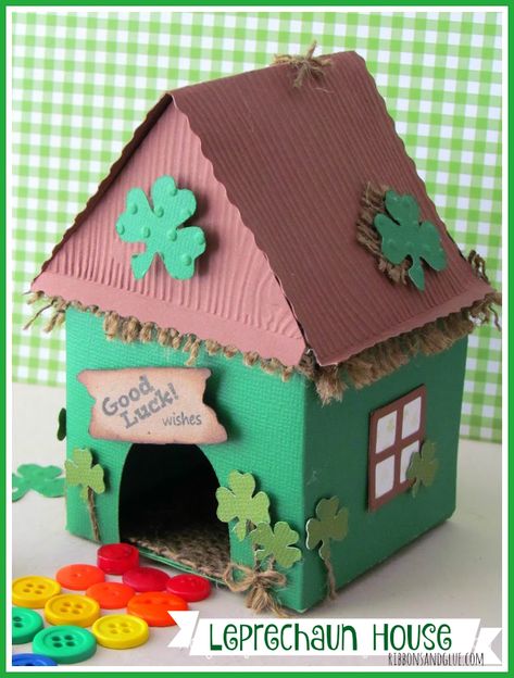 Leprechaun House, Mason Jar Party, Leprechaun Trap, St Patricks Day Crafts For Kids, Coaster Crafts, St Patrick's Day Decorations, St Patrick's Day Crafts, Felt Decorations, St Paddys Day