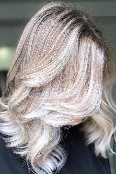 Breathtaking Shades For Dirty Blond Hair | Hair Love Brunette With Lowlights, Ashy Blonde, Hair Blond, Balayage Blonde, Dirty Blonde Hair, Honey Blonde Hair, Ash Blonde Hair, Icy Blonde, Cool Blonde