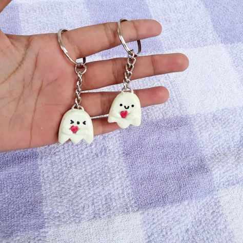 Hand made Bestie Keychains, Adorable Keychains, Cute Stuff, 3d Pen, Keychains, Hand Made, Pen, Instagram Photos, Photo And Video