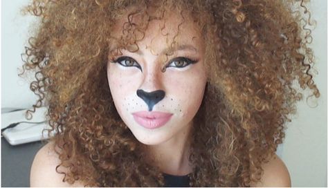 10 Easy Cat Makeup YouTube Tutorials That Are Purrfect For Halloween — VIDEOS Lioness Makeup, Lion Costume Diy, Lion Makeup, Simple Cat Makeup, Fantasy Make-up, Lion Costume, Halloween Gif, Youtube Makeup, Fantasias Halloween