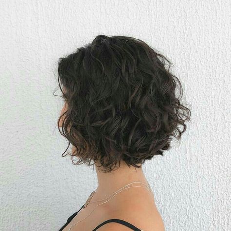 Short Haircuts Wavy Hair, Hairstyle For Short Hair, Hairstyle For Short, Natural Curly Hair Cuts, Curly Hair Photos, Cute Hairstyle, Wavy Haircuts, Short Curly Haircuts, Haircuts For Wavy Hair