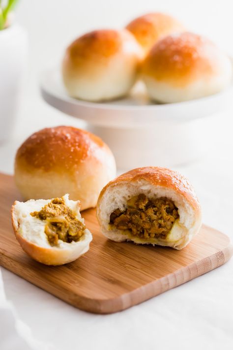 Curried Turkey Buns | Sift & Simmer Curry Buns, Goose Recipes, Turkey Curry, Johnny Cake, How To Store Bread, Fun Buns, Buns Recipe, Sweet Buns, Fry Bread