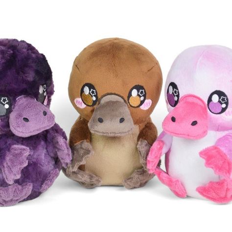 Platypus Plush, Diy Plush, Sewing Soft Toys, Bear Patterns Free, Cute Sewing Projects, Applique Templates, Plushie Patterns, Sewing Stuffed Animals, Kawaii Plush