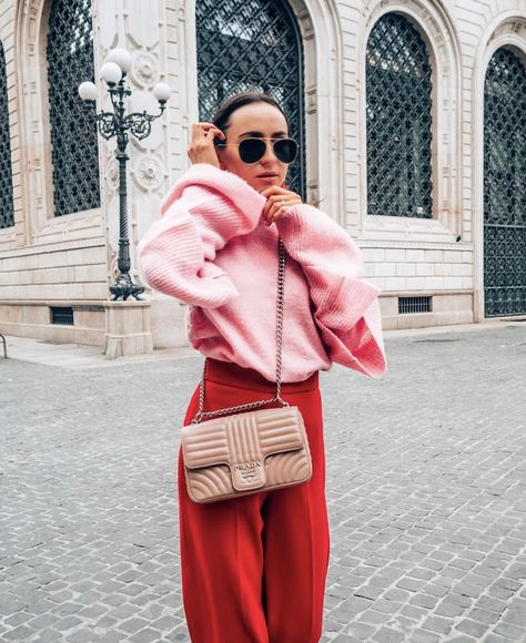 Pink And Red Holiday Outfit, Pink And Red Christmas Outfit, Pink Santa Outfit, Pink Sweater Red Pants, Pink Christmas Coat, Casual Pink Christmas Sweater, Red Christmas Outfit, Family Outfits, Red Christmas