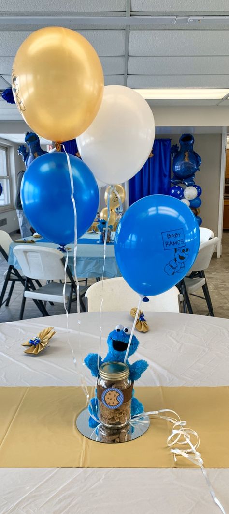 Cookie Monster Table Decorations, Cookie Monster Centerpiece Ideas, Cookie Monster Baby Shower Theme, Cookie Monster Centerpiece, Cookie Monster Baby Shower Ideas, Monster Centerpieces, Cookie Monster 1st Birthday, Baby Cookie Monster, Cookie Monster Birthday Party