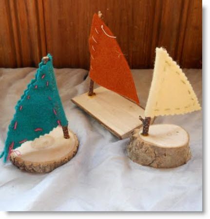 simple boats ♥ http://felting.craftgossip.com/2014/02/05/making-simple-boats-diy/ Kids Woodworking Projects, Simple Boat, Woodworking Jobs, Wood Projects For Kids, Waldorf Crafts, Woodworking Projects For Kids, Woodworking For Kids, Learn Woodworking, Crafts For Boys