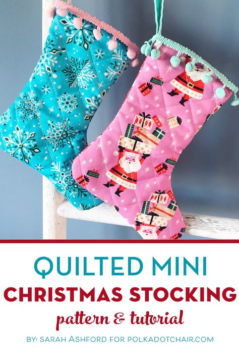 How to make a Quilted Mini Christmas stocking, a free Christmas stocking tutorial and pattern. #christmas #sewing #quilting Mini Christmas Stocking Pattern, Christmas Stocking Tutorial, Christmas Stockings Sewing, Stocking Tutorial, Christmas Sewing Patterns, Christmas Table Runner Pattern, Burlap Christmas Stockings, Mini Christmas Stockings, Quilted Christmas Stockings