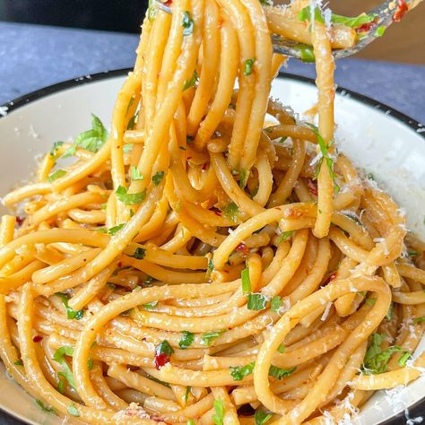 MOB Kitchen — Spicy Garlicky Soy Sauce Bucatini Mob Kitchen, Pasta Noodle Recipe, Easy Peasy Recipes, Meatless Main Dishes, Yummy Pasta Recipes, Tasty Pasta, Easy Diets, Spaghetti Recipes, Pasta Dish