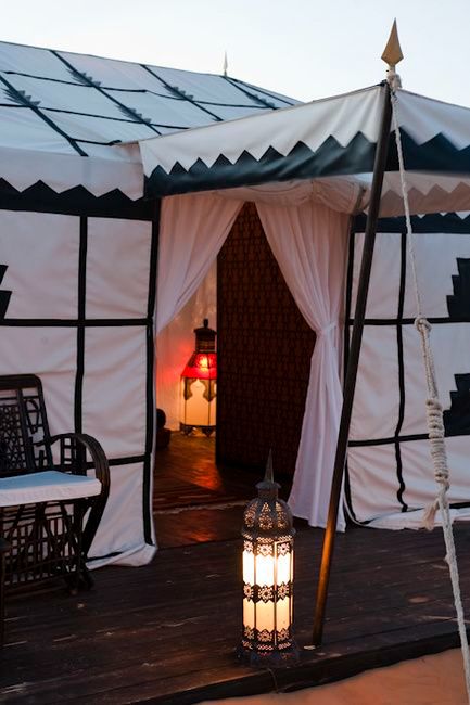 Moroccan Tents Pavilion Lighting, Medieval Camping, Moroccan Tent, Sca Camping, Scene Setting, Bedouin Tent, Roman House, Tented Camp, Party Tents