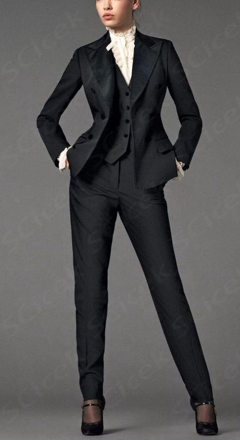 $358,00 Luxury Timeless Three-piece Suit For Office, Luxury Three-piece Winter Business Suit, Elegant Black Three-piece Suit For Work, Womens Suit Wedding, Luxury Classic Women's Three-piece Suit, Luxury Tailored Three-piece Suit For Women, Three Piece Suit Women's, Womens Suit, Black And White Suit