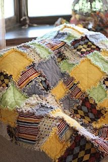 Make It: Rag Quilt Rag Quilting, Blankets Diy, Quilt Diy, Rag Quilt Tutorial, Fun Quilts, Pretty Quilts, Baby Rag Quilts, Rag Quilts, Quilt Baby