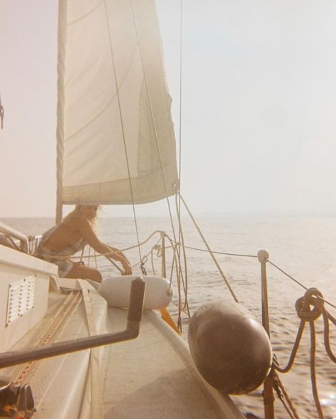 sailing the med on 35mm film <3 (muchas gracias @satur4ted for sponsoring the photography gear) #35mm #filmphotography #sailor #sailors #sailing #sailinglife #sailboat #uketori #sailingthemed #sailingtheatlantic #southernspain #mediterranean #atlantic Sailor Astethic, Sailor Photography, Sailboat Photography, Sailing Aesthetic, Sailing Photography, Sail Life, Photography 35mm, Smooth Sailing, Film Photography 35mm