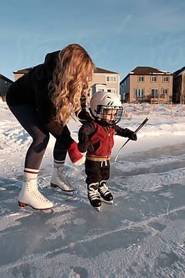 Hockey Family Aesthetic, Hockey Mom Aesthetic, Hockey Gf Aesthetic, Hockey Wife Aesthetic, Hockey Couple Goals, Nhl Wife, Hockey Bf, Hockey Boyfriend, Hockey Family