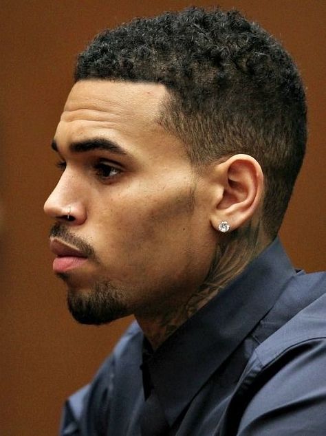 Chris Brown Hair, Ice Stars, Chris Brown Funny, Chris Brown Outfits, Chris Brown Style, Chris Brown And Royalty, Chris Brown Wallpaper, Chris Breezy, Brown Pictures