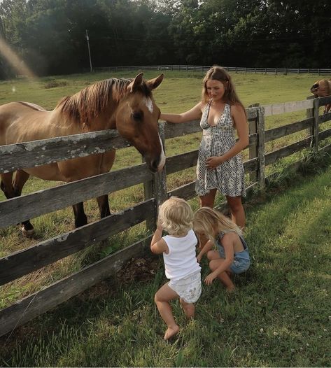 Dream Life House, Dream Family, Ranch Life, Future Mom, Future Lifestyle, Mommy Life, Dream Lifestyle, Family Goals, Perfect Life