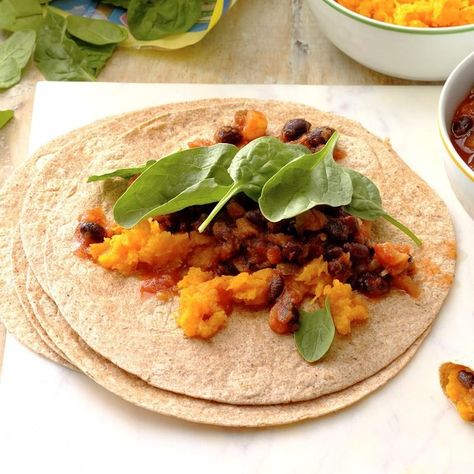 Tropical Squash and Black Bean Burritos Black Bean Wraps, Squash Black Bean, Bean Burritos Recipe, Best Butternut Squash Recipe, Winter Squash Recipes, Butternut Squash Apple, Taco Wraps, Baked Butternut Squash, Bean Burritos