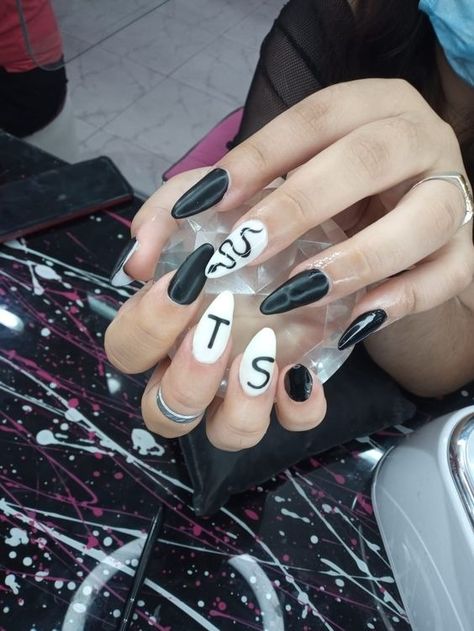 70+ Nail Designs Inspired by Taylor Swift’s Eras Tour - Boss Babe Chronicles Taylor Swift Concert Nails Reputation, Black Reputation Nails, Reputation Acrylic Nails, Ts Eras Tour Nails, Reputation Taylor Swift Nail Art, Rep Era Taylor Swift Nails, Eras Tour Reputation Hair, Taylor Swift Reputation Nail Art, Rep Era Nails