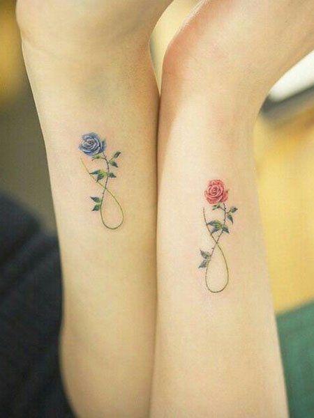 25 Meaningful Sister Tattoo Ideas for 2020 - The Trend Spotter Soul Sister Tattoos, Dr Tattoo, Unique Sister Tattoos, Sister Tattoo Designs, Twin Tattoos, Matching Friend Tattoos, Infinity Tattoo Designs, Tattoo Placements, Matching Best Friend Tattoos