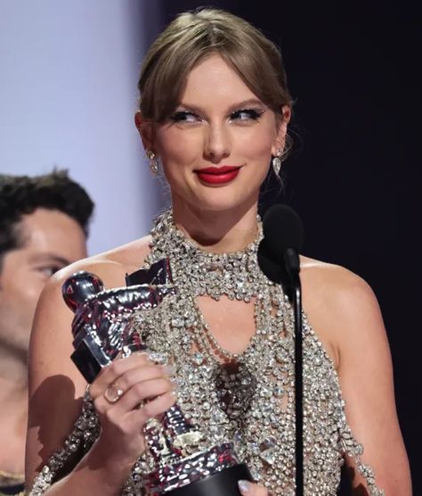 Taylor Swift Crazier, Taylor Swift Vma, Taylor Swift Fotos, Mtv Video Music Award, Famous Singers, Taylor Swift Album, Taylor Swift Lyrics, Taylor Swift Style, Taylor Alison Swift