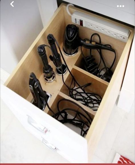 Bathroom Drawer Organization Ideas, Small Bathroom Storage Solutions, Diy Bathroom Storage Ideas, Bathroom Organization Hacks, Bathroom Drawer Organization, Drawer Organization, Diy Bathroom Storage, Bathroom Drawers, Bathroom Organization Diy