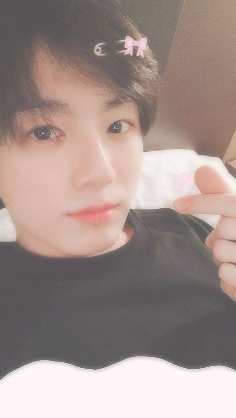 Jungkook Smile, Jungkook Wallpaper, Jungkook Selca, Jungkook Aesthetic, Pink Wallpaper Iphone, I Love Bts, Light Of My Life, Man Photo, Jungkook Cute