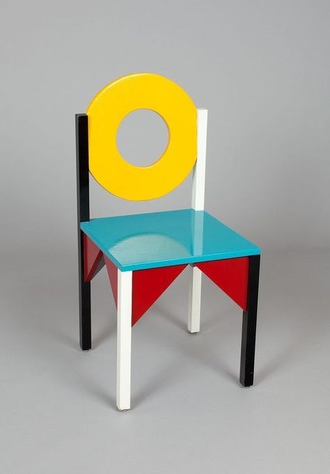 Memphis Furniture, 심플한 그림, Memphis Design, Chaise Design, Creative Furniture, Funky Furniture, Diy Chair, Art Institute Of Chicago, Colorful Furniture