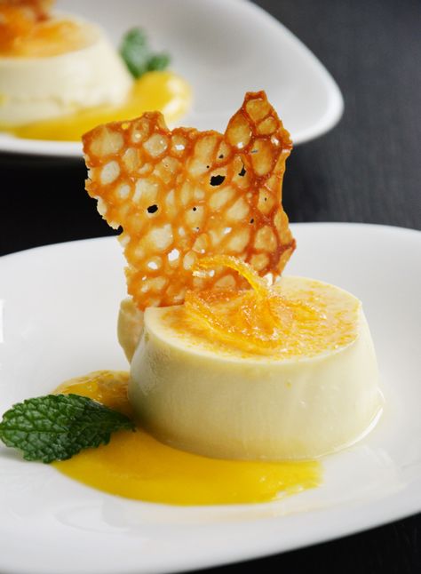 Grand Marnier Panna Cotta Panna Cotta Natashas Kitchen, Grand Marnier Dessert Recipes, Grand Marnier Cake Recipes, Grand Marnier Desserts, Fall Panna Cotta, Passion Fruit Panna Cotta, Easy Gourmet Desserts, Pana Cotta Recipe Desserts, Pannacotta Recipes