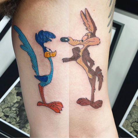 Road Runner and Wylie E Coyote 💣💣by @jessalther Jess's Books are currently closed for new projects! Call 5875204653 . . . . . . . #roadrunner #roadrunnertattoo #wileecoyote #wileecoyoteandtheroadrunner #wileecoyotetattoo #bugsbunnyandtweetyshow #loooneytunestattoo #cartoontattoo #colortattoo #crimsonempiretattoo #crimsonempire #CET #blackgoldtattooco #BGTC #yeg #yegtattoo #yegtattoos #yegtattooshop #yegtattooartist #yeglocal #yegsmallbusiness #yeggers #shoplocalyeg #yegbusiness #yeglife