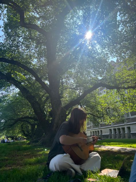 Playing Guitar Outside Aesthetic, Acoustic Guitar Aesthetic Pictures, Aesthetic Guitar Poses, Playing Acoustic Guitar Aesthetic, Gutair Playing, Learning Guitar Aesthetic, Play Guitar Aesthetic, Girl With Guitar Aesthetic, Playing The Guitar Aesthetic