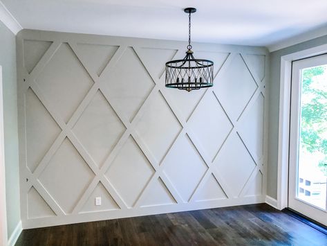 Diamond pattern - breakfast area accent wall Entrance Walls Ideas, Decor On Accent Wall, Accent Wall In Toilet Room, Wood Feature Wall Dining Room, Lattice Accent Wall Ideas, Dinning Room Feature Wall Modern, Modern Wall Paneling Wallpaper, Feature Wall Family Room, Diamond Trim Accent Wall