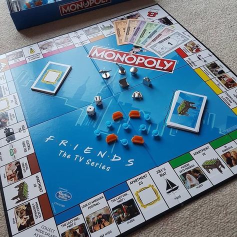 Friends Tv Show Related Gifts, Friends Monopoly, Mexican Boys, Friends Fan, Apple Watch Bands Fashion, Birthday Things, Friends Merchandise, Monopoly Board, Friends Moments